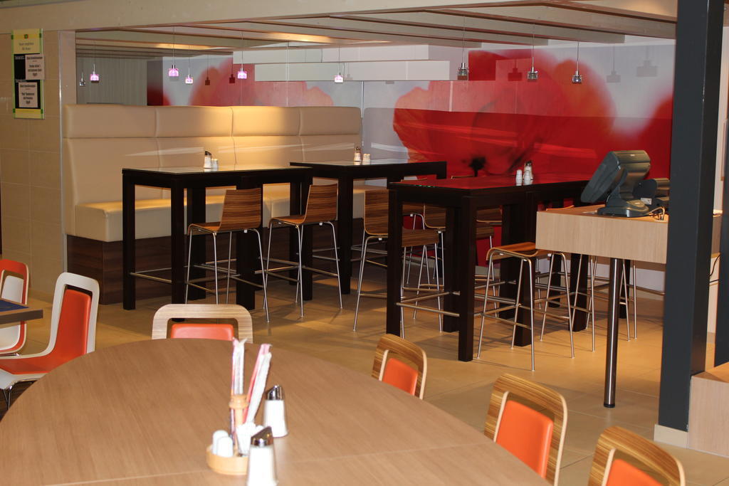 Ibis Wien Messe Buitenkant foto